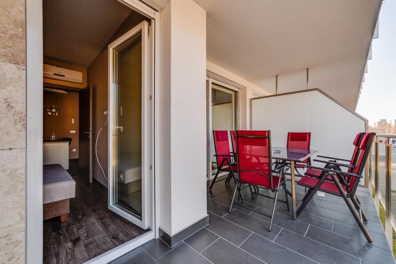 Forest Földvár Apartmanok Balatonfoldvar Exterior foto