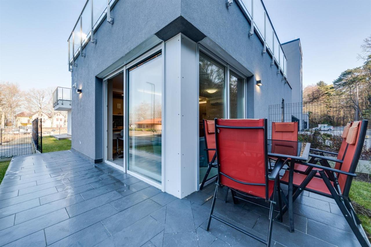 Forest Földvár Apartmanok Balatonfoldvar Exterior foto
