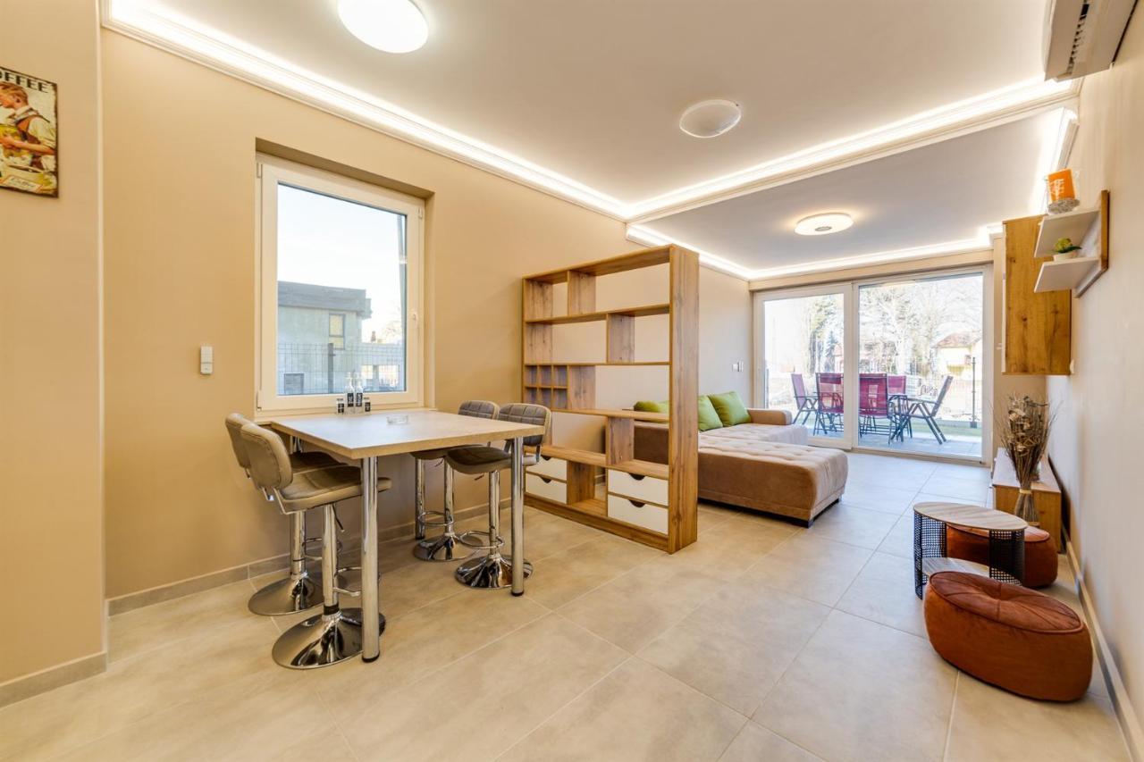 Forest Földvár Apartmanok Balatonfoldvar Exterior foto