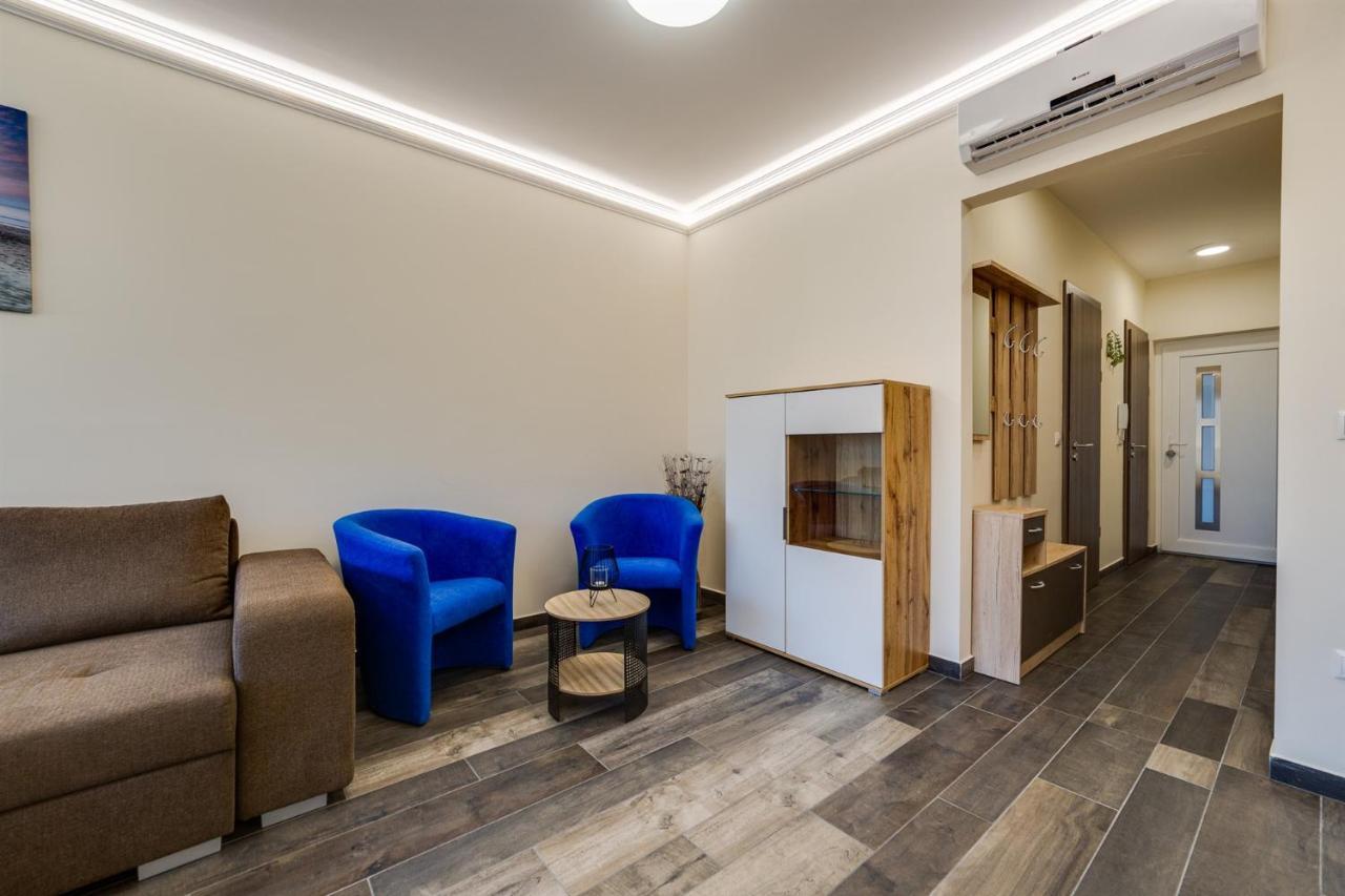 Forest Földvár Apartmanok Balatonfoldvar Exterior foto