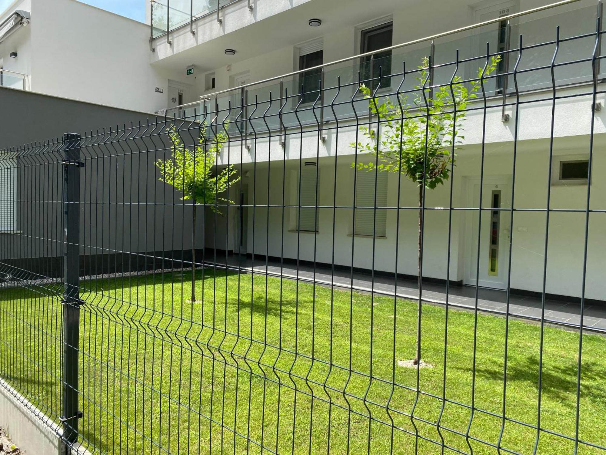 Forest Földvár Apartmanok Balatonfoldvar Exterior foto